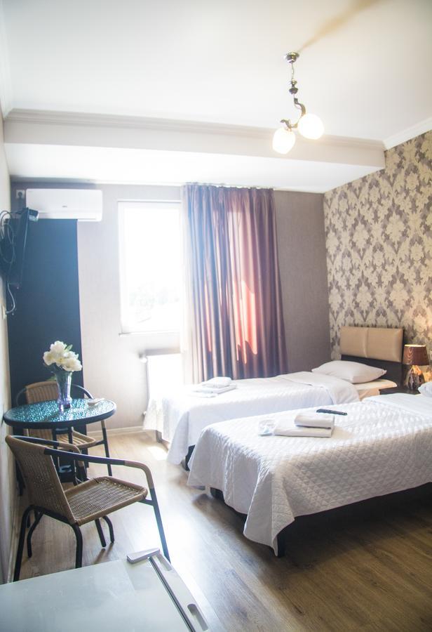 Prima Rooms Tbilissi Extérieur photo